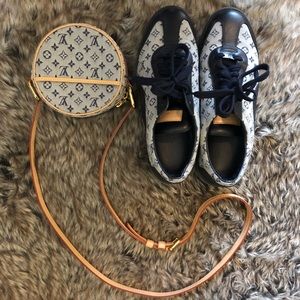 Louis Vuitton purse not shoes